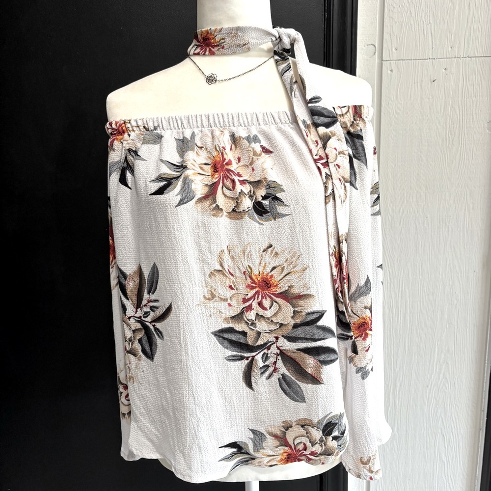 Floral Off-Shoulder Top With Bell Sleeves & Choker Scarf